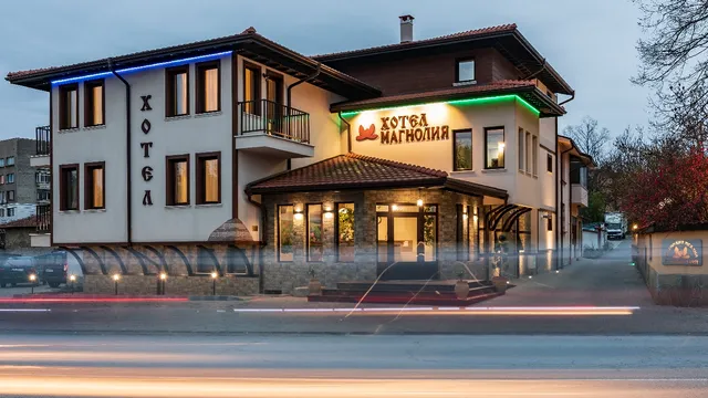 Семеен хотел Магнолия