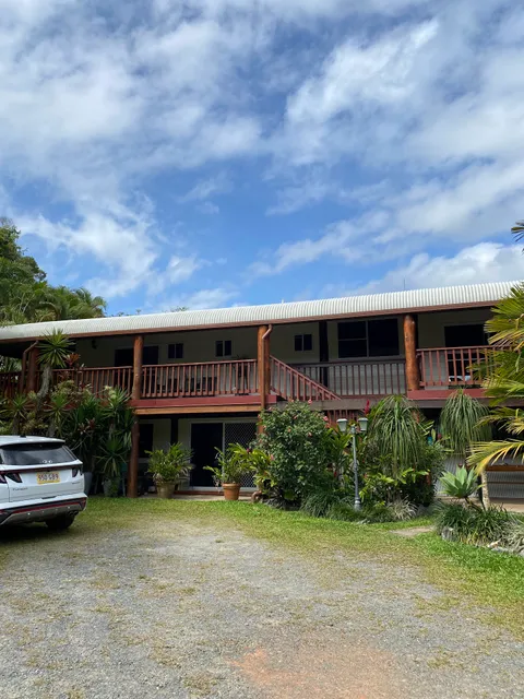 Daintree Manor Bed & Breakfast