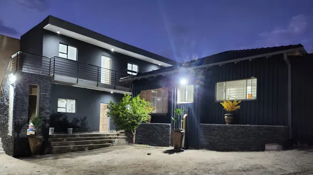 The Throne Guesthouse