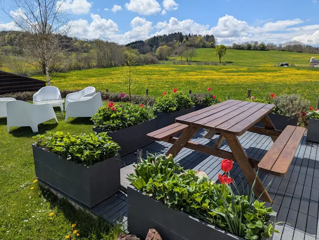 Gîte Nature et Volcans (à Nébouzat, location semaine)