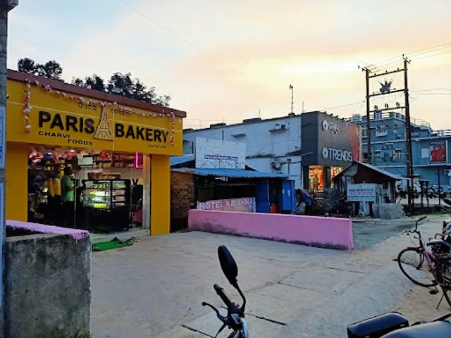 Paris bakery, Ghasipura