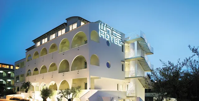 White Hotel Resort