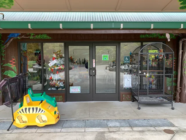 Friends of the Pana'ewa Zoo Gift Shop