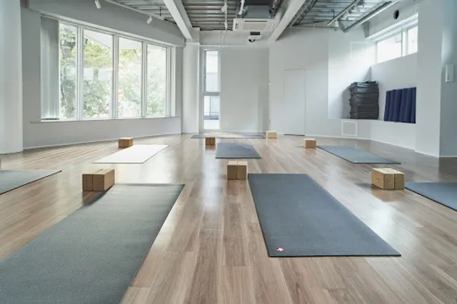 MINT MAT Yoga Studio