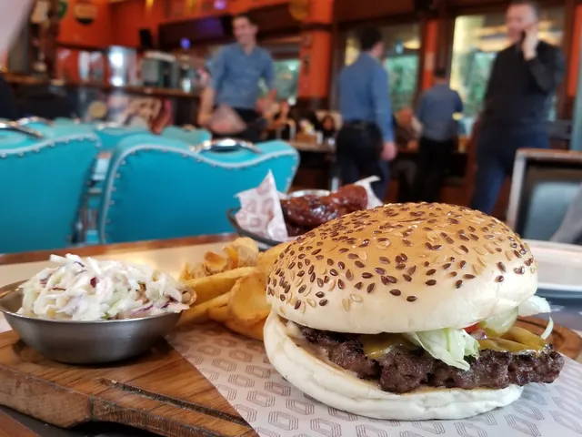 Roadster Diner - Jal El Dib