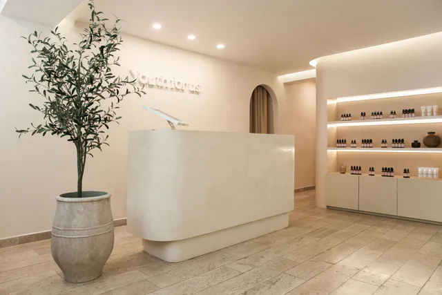 Youth for us Polanco [Face & Body] + Hydrafacial