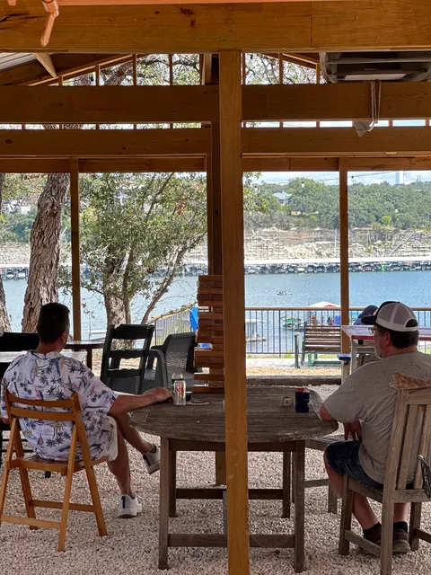 Graveyard Point Icehouse