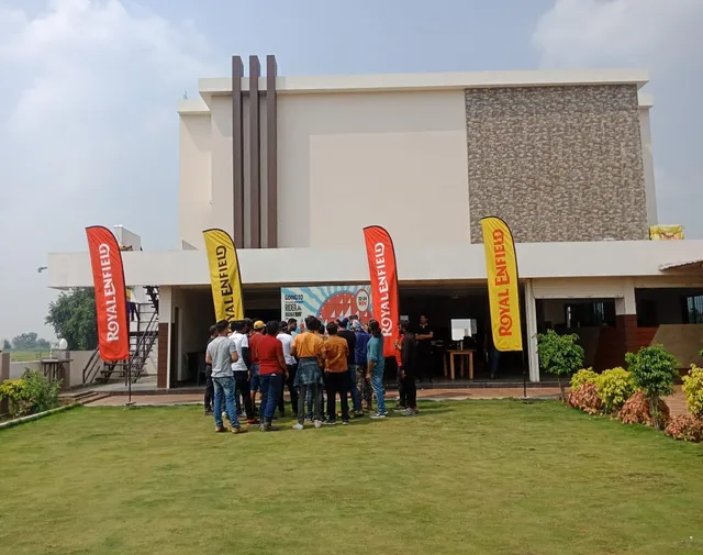 HOTEL FLD family lounge & dining or wedding destination