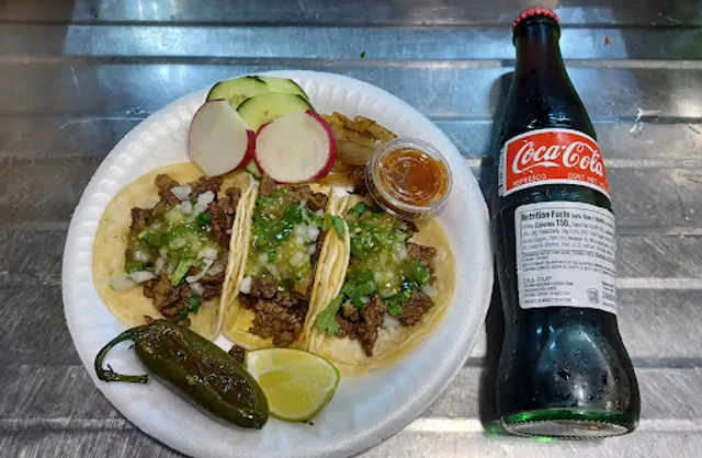 LA PIEDAD TACO TRUCK