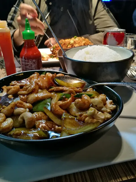 Les 2 Orients - Laken