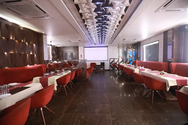 Lazeez Restaurant- Moradabad