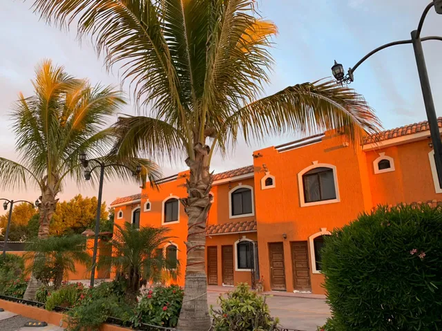 Hotel Puesta Del Sol