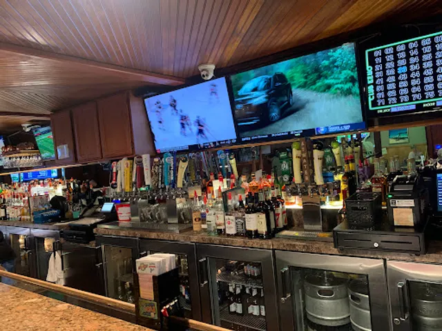 Sandy's by the Beech