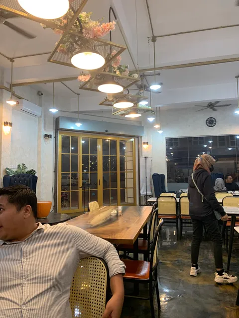 Lazhad Cafe Senawang