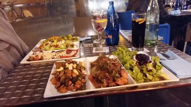 Restaurant + NATURAL