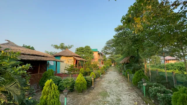 CHILAPATA BANIA RIVER VIEW RESORT