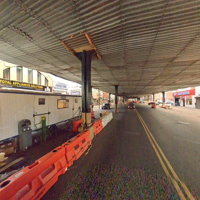 Mc Donald Avenue Coffee Shop