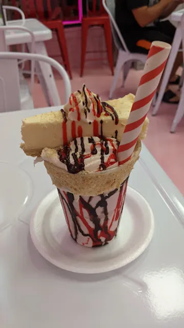 Scoops Ice Cream & Milkshake Bar
