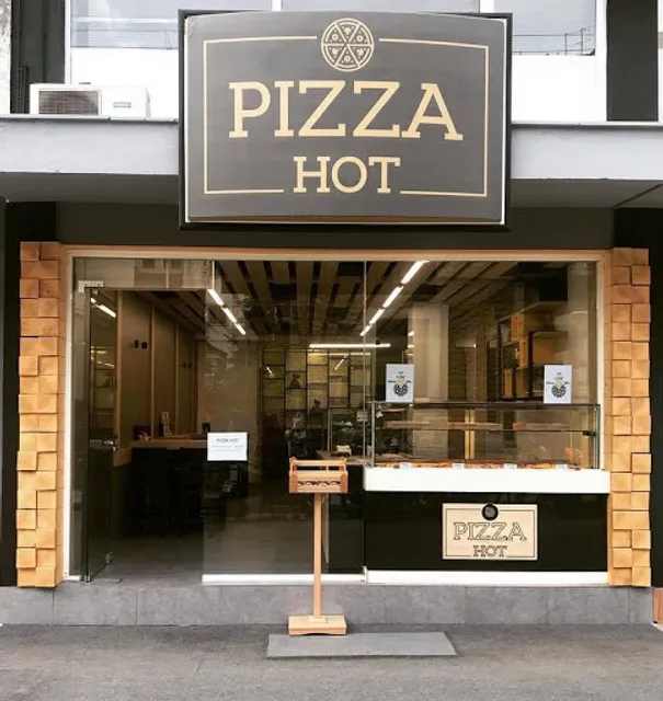 Pizza HOT