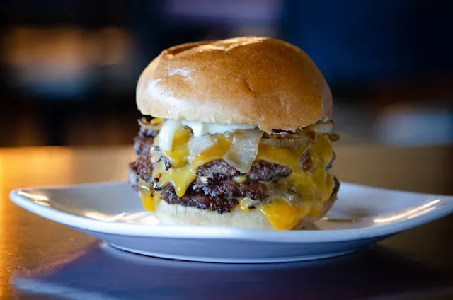 Lucky Burgers - Mount Prospect