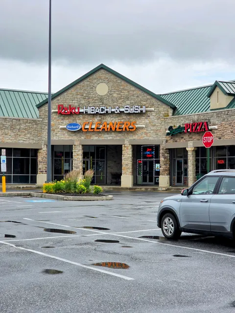 Raku Hibachi & Sushi