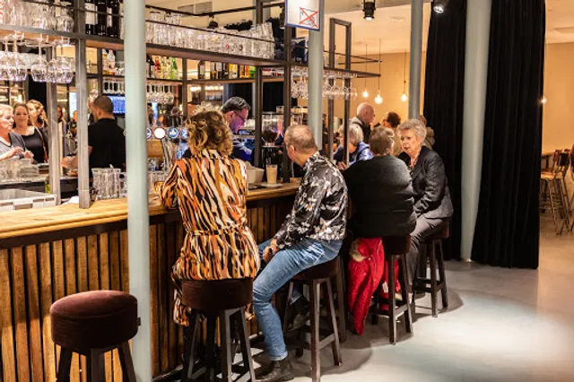 STAGE kitchen & cafe