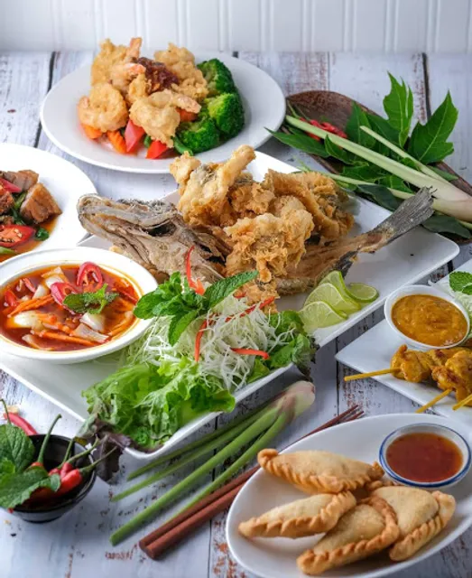 Beerwah Chang Smile Thai