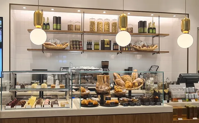 Café Bateel - Mirdif City Centre, Dubai