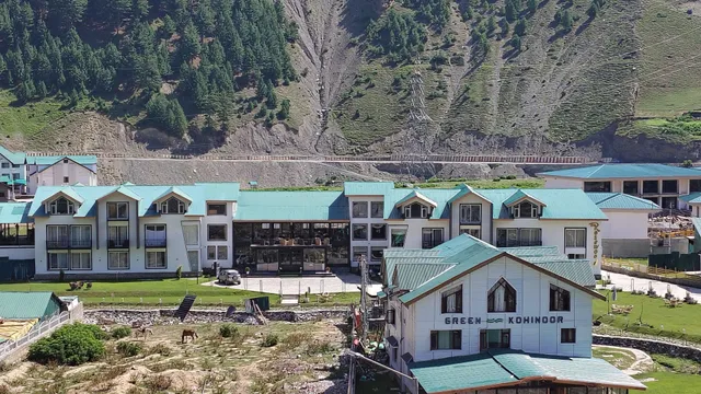 national highway sonamarg leh road