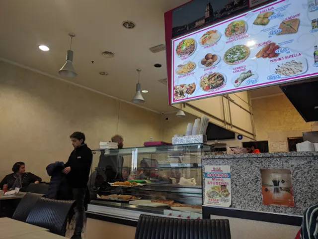 Bar Sole Istanbul pizza kebap