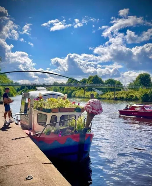 Two Hoots Ice Cream Boat