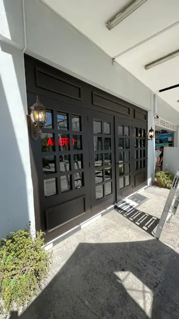 Panadería Brot Recién Horneado