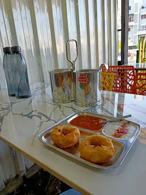 Shree. Balaji Idli center