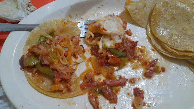 Taquería y Tortería Piolín