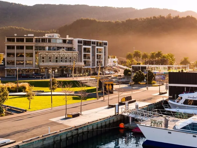 Picton Waterfront Luxury Apartment