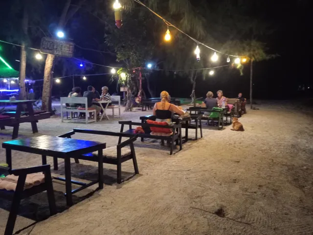 Phorn's Rock & Reggae Bar