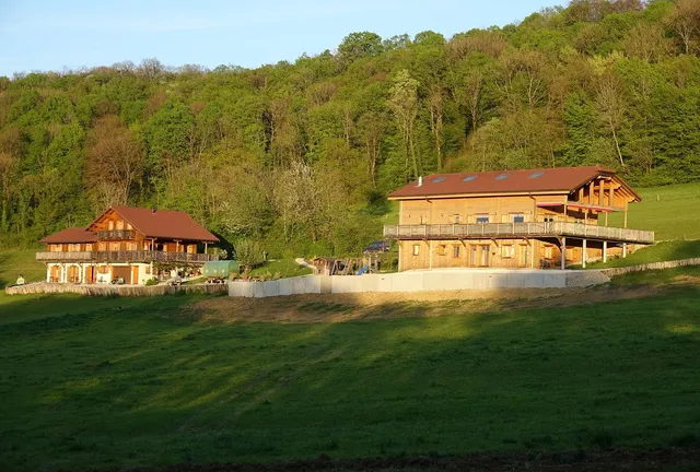 AU DOUBS REPOS=Gîte/Chambres d'hôtes/Auberge&Ferme