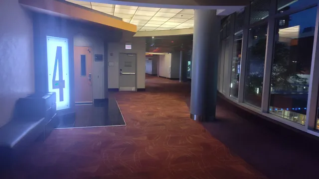 AMC Roosevelt Collection 16