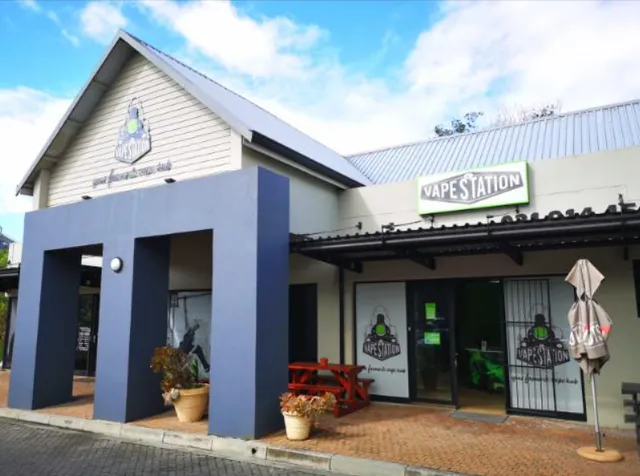 Vapestation Canal Edge