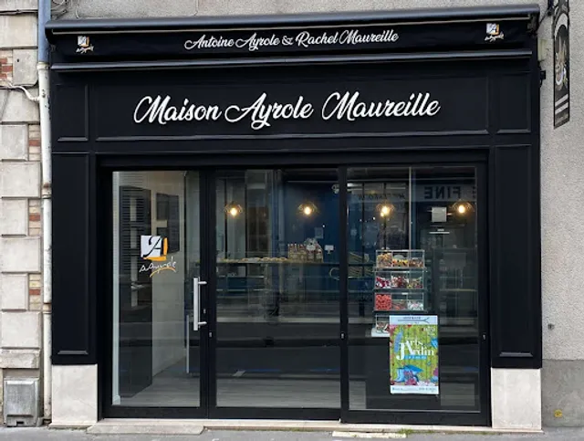 Maison Ayrole Maureille Boulangerie Pâtisserie Artisanale