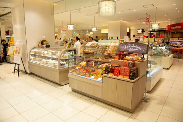 ラ・メゾン アンソレイユターブル 調布パルコ店