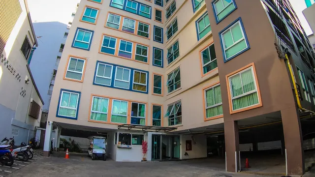 Right place residence