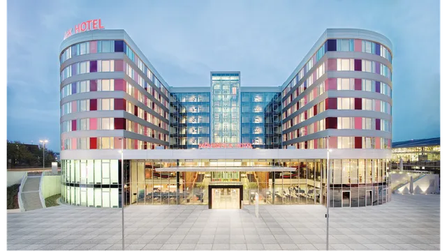 Mövenpick Hotel Stuttgart Airport