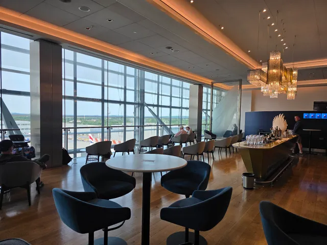 British Airways Club Lounge (T5 B Gates)