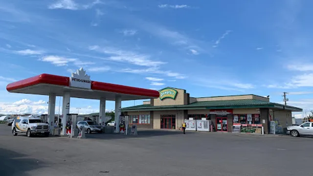 Humpty's Big Plate Diner - Fort St.John