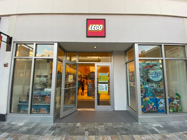 LEGO® Store