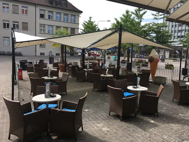 Gelateria & Snack Bar