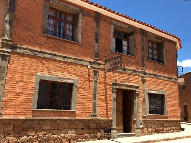 Hostal Plaza