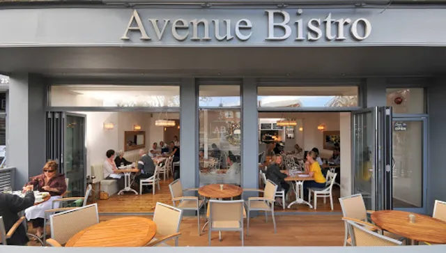Avenue Bistro