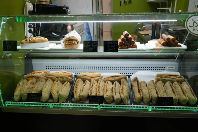 Chez DLM Snack - Hot Dog et Pizza - Pain boulanger